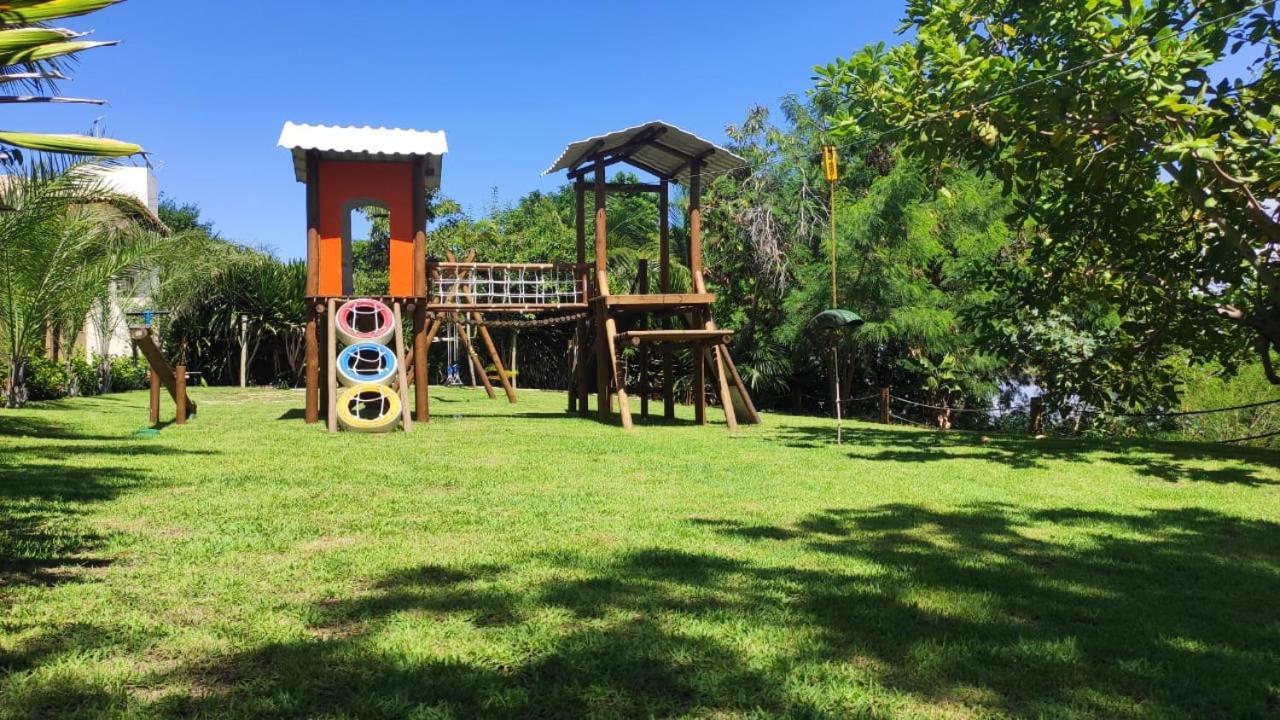 Guarajuba Porto Smeralda Village C02, Terreo - Guarajuba Temporada, Viva Mais De Uma Experiencia De Hospedagem Conosco! 130M Da Praia Exterior foto